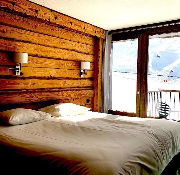 اتاق استاندارد با چشم‌انداز کوهستان, Alberta Hotel & Spa