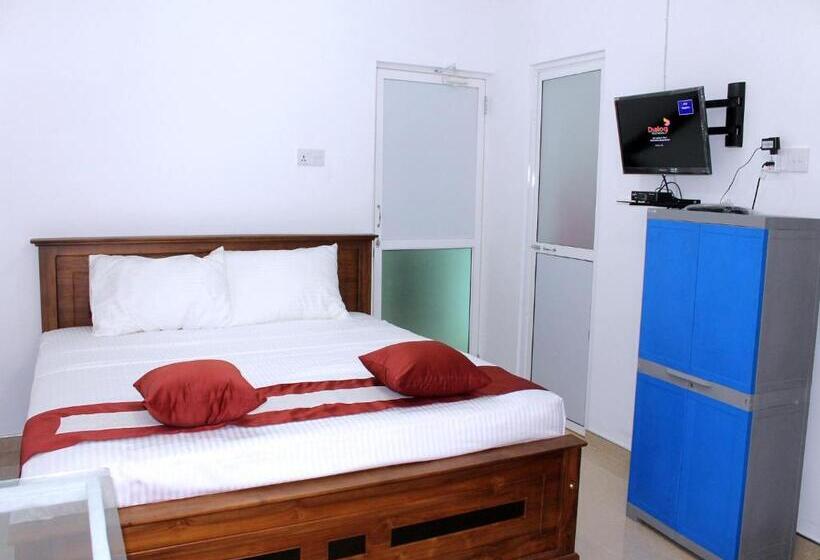 سوییت سوپریور, Elliot Nature Resort