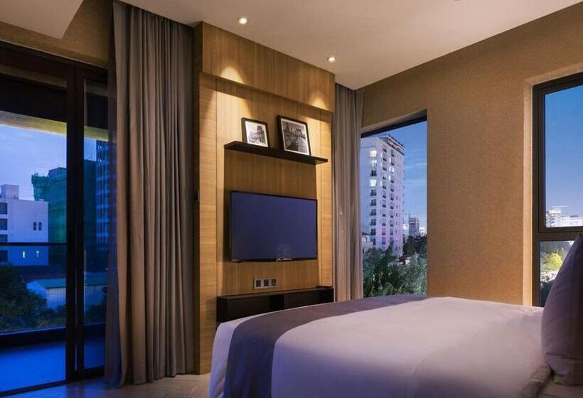 3 베드룸 로얄 스위트, One Residence Hotel & Apartment