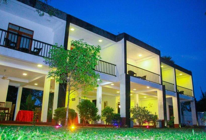 Трехместный Номер Deluxe, Amelia Resort