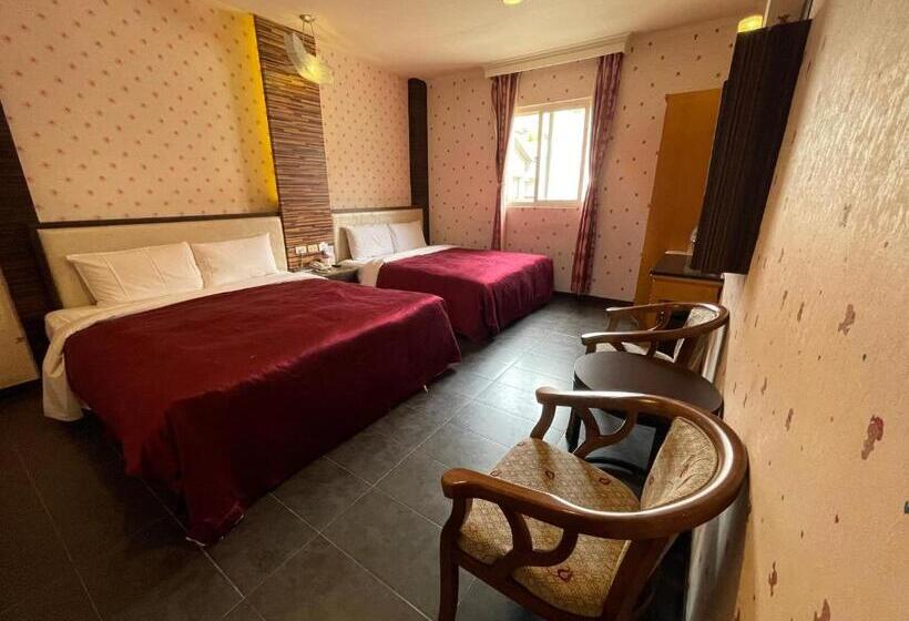 اتاق استاندارد چهار تخته, Treasure Island Motel   Renwu