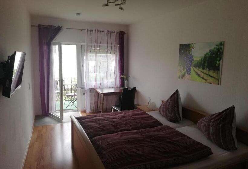 Номер Стандарт Индивидуальный с Балконом, Bed And Breakfast   Rheingauer Hof