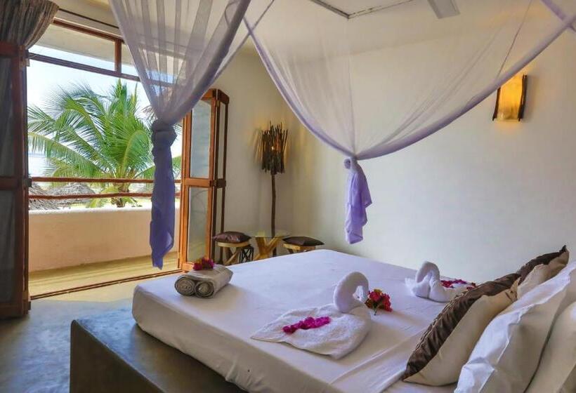 اتاق استاندارد با تخت بزرگ, Milele Beach Resort