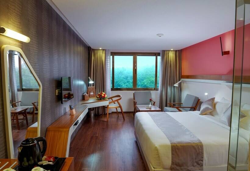 Номер Deluxe, The Blooms Cochin