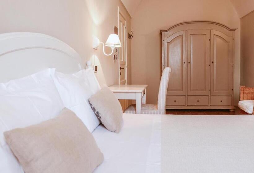 Quarto Triplo Deluxe, Don Alfonso Dimora D Epoca