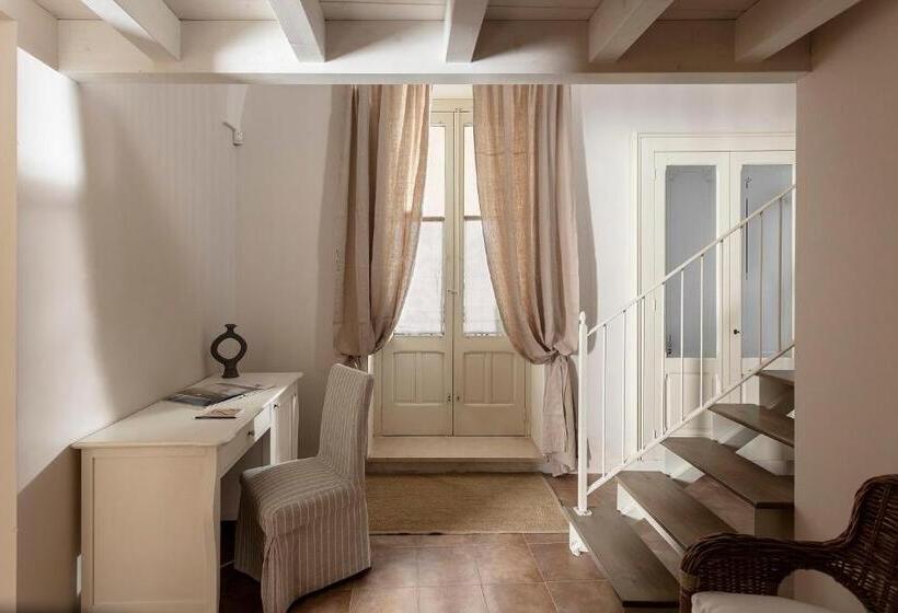 Quarto Triplo Deluxe, Don Alfonso Dimora D Epoca