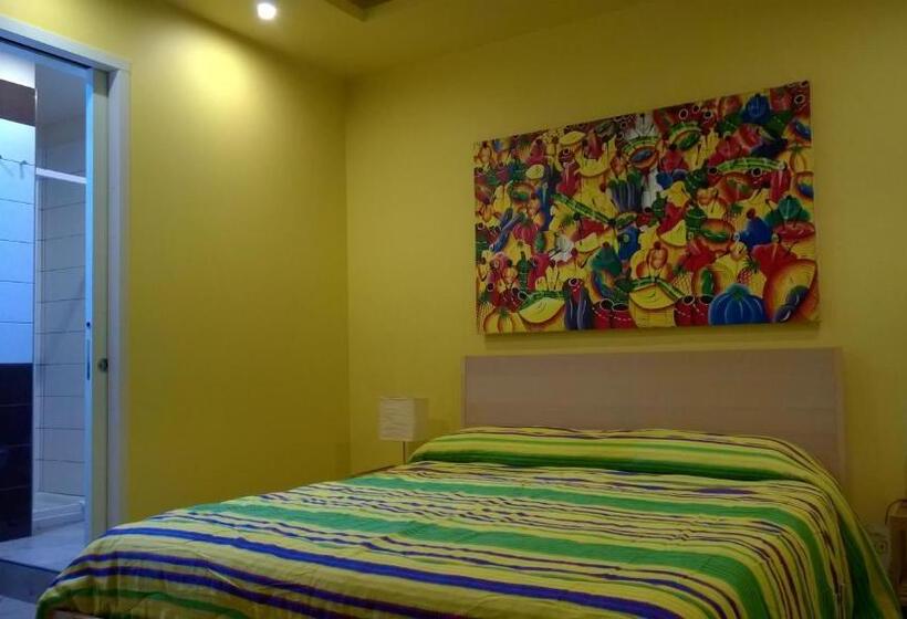 اتاق استاندارد با بالکن, B&b Patty's House