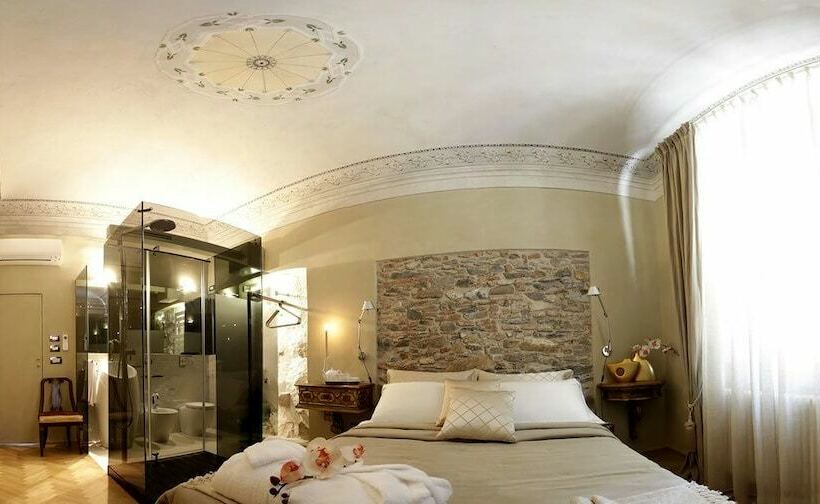 اتاق لوکس, Residenza D Epoca  Santa Caterina