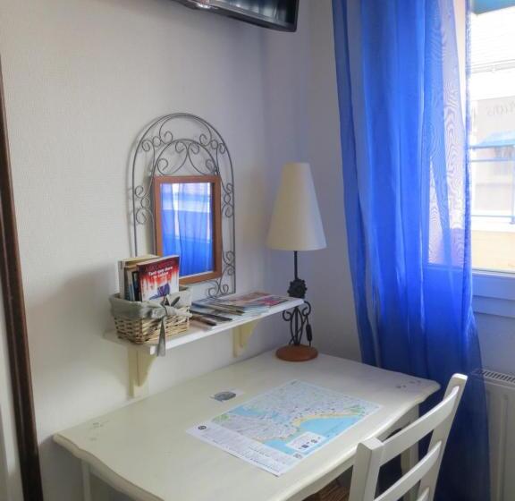 اتاق خانوادگی, Hôtel Les Embruns Sables D'olonne