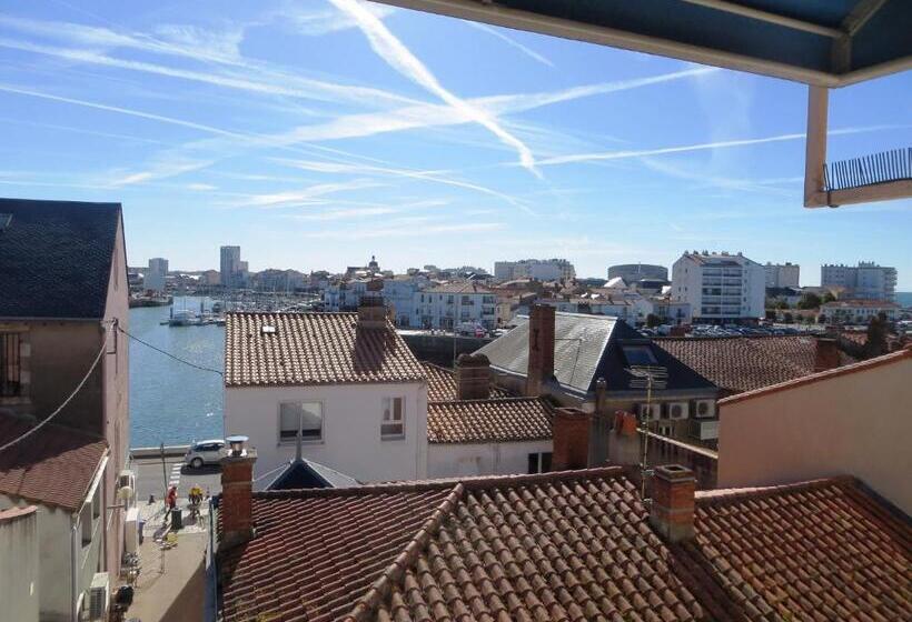 家庭间, Hôtel Les Embruns Sables D'olonne