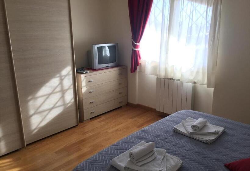 اتاق استاندارد با سرویس بهداشتی مشترک, Bed&breakfast Riccio&lella