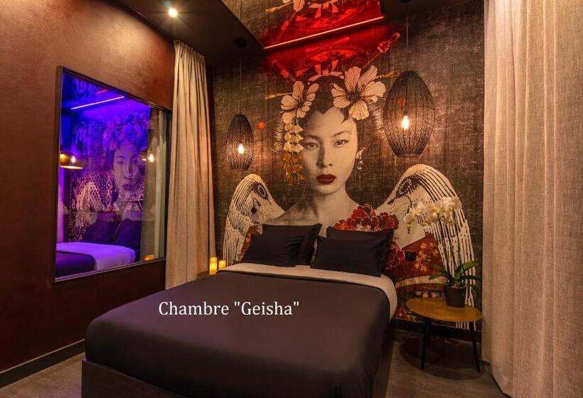 اتاق لوکس با وان آب گرم, Love Hôtel   Adults Only