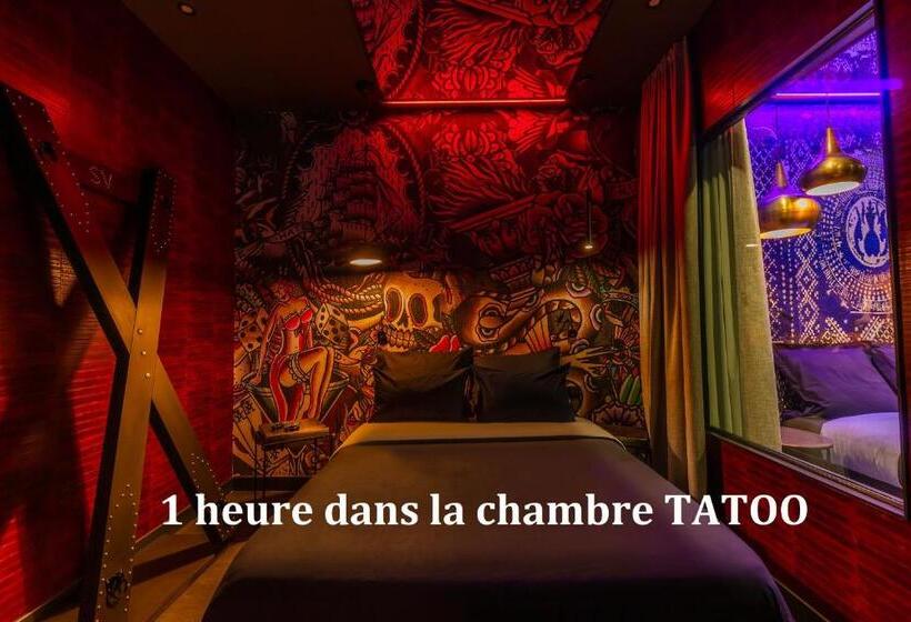اتاق لوکس با وان آب گرم, Love Hôtel   Adults Only