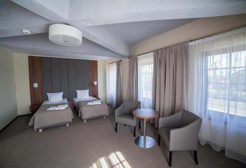 Family Suite, Wodnik