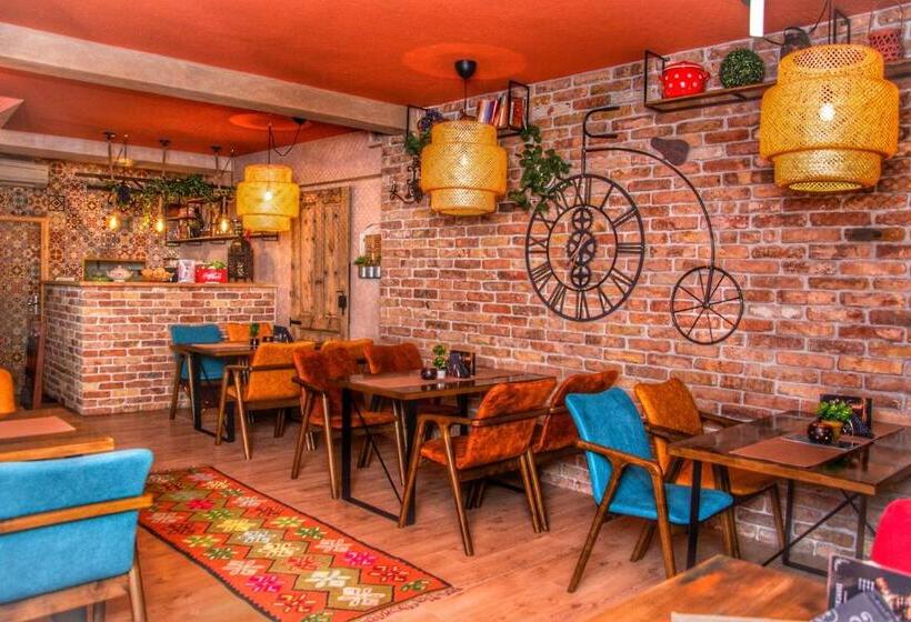 اتاق استاندارد چهار تخته, Pansion Bubamara Mostar