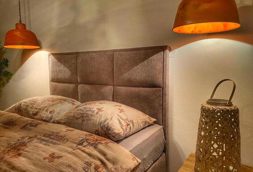 اتاق استاندارد سه نفره, Pansion Bubamara Mostar