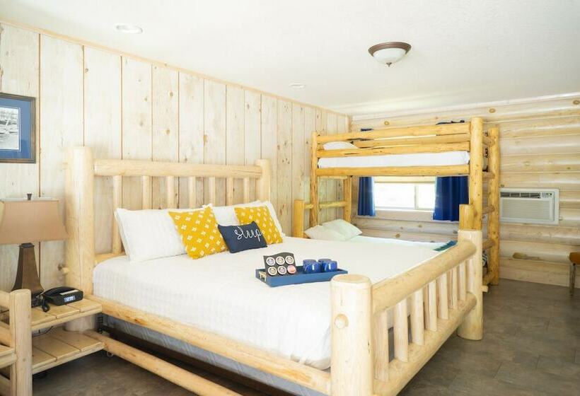 Семейный Номер, Log Inn Bonners Ferry