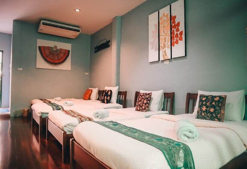 Семейный Номер, Thaweesuk Heritage Homestay
