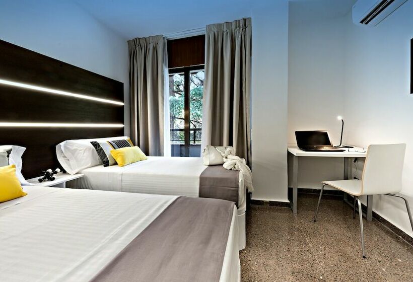 اتاق استاندارد با بالکن, Roisa Hostal Boutique