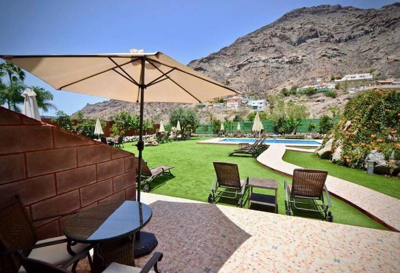 プールの見える１ベッドルームアパートメント, Sol Mogan Suites - Adults Only