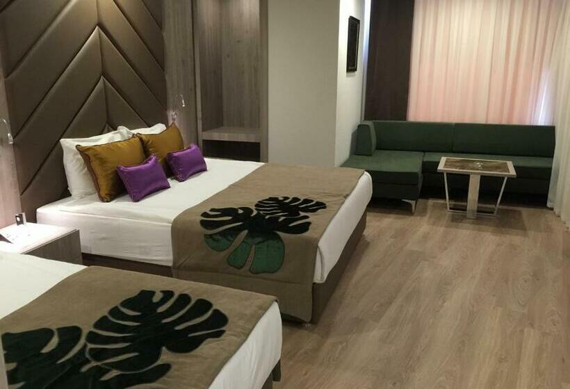 Pokój Standard Widok Boczny Morze, Delphin Be Grand Resort