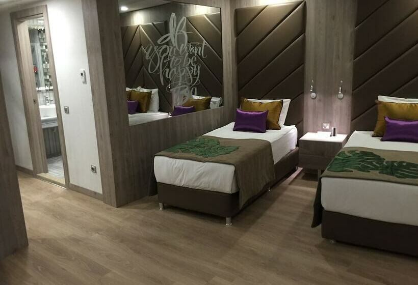 Pokój Standard Widok Boczny Morze, Delphin Be Grand Resort