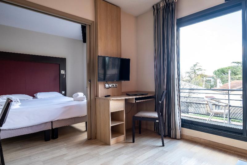 带大床的套房, Holiday Inn Express & Suites Bryan   College Station, An Ihg