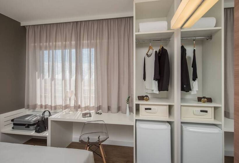 장애인을 위한 스탠다드 룸, Intercity Ribeirao Preto
