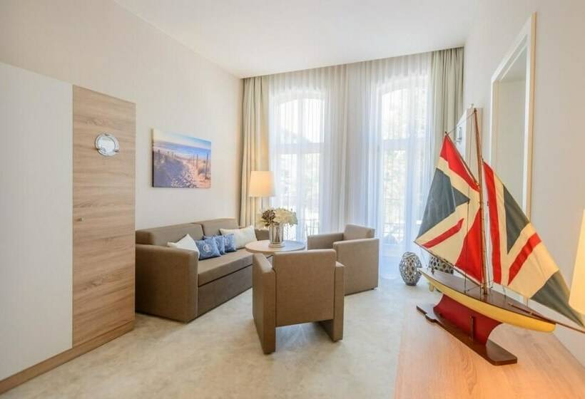 Люкс, Ostseehotel Warnemünde
