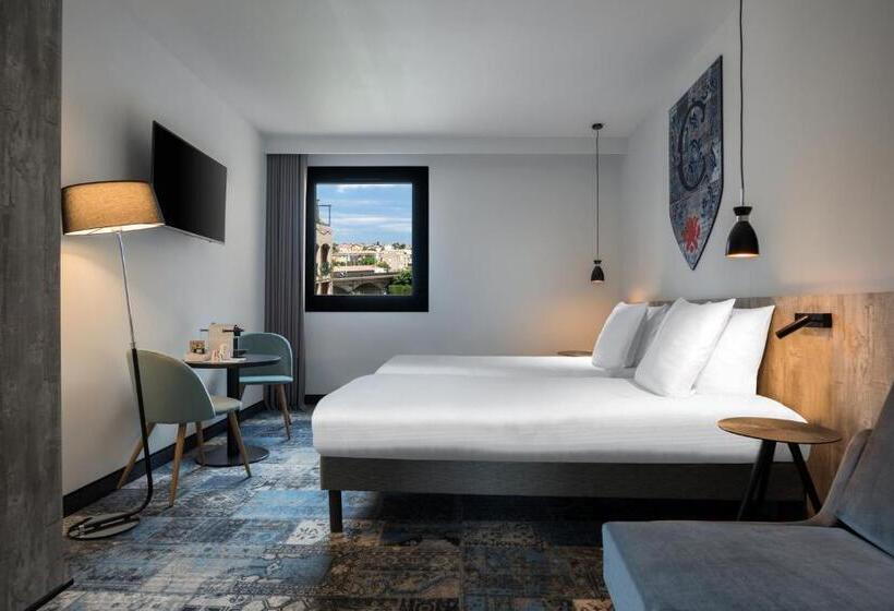 Трехместный Номер Стандарт Вид на Сад, Sowell Hotels Les Chevaliers