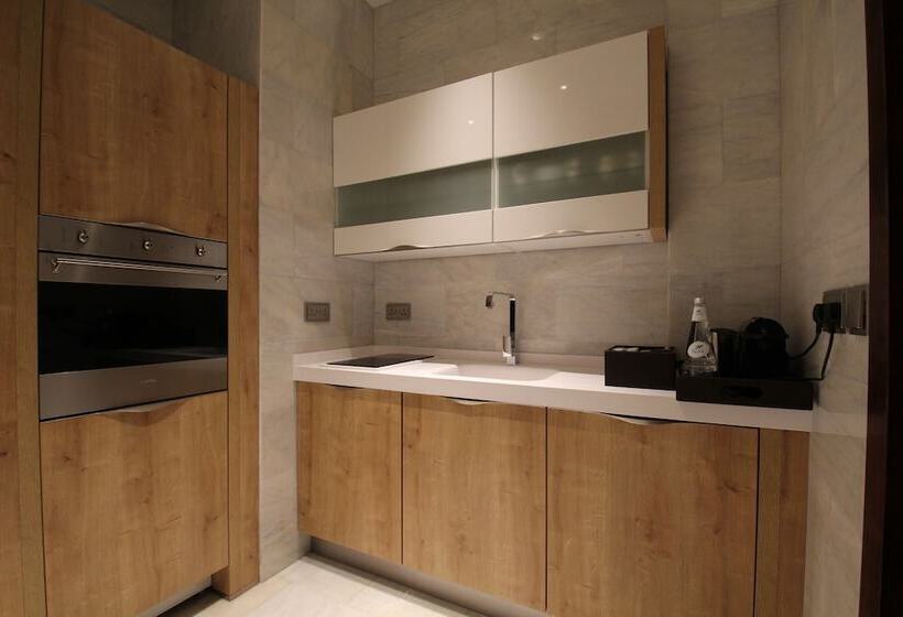 Люкс, The Hotel Galleria Jeddah, Curio Collection By Hilton