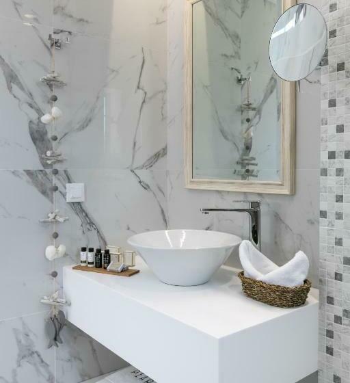 Номер Стандарт Вид на Море, White Pearls Luxury Suites   Adults Only