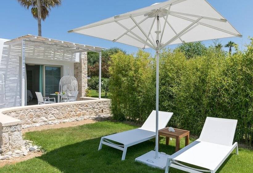 Люкс с гидромассажем, White Pearls Luxury Suites   Adults Only