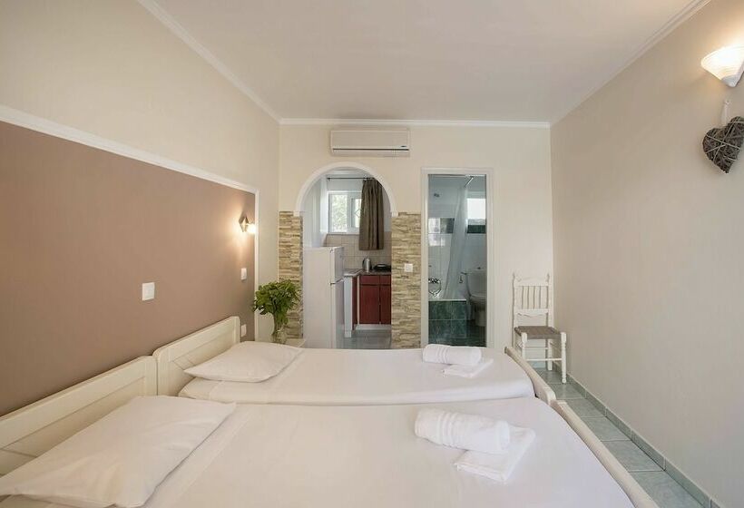 Студия Стандарт, Mathraki Resort