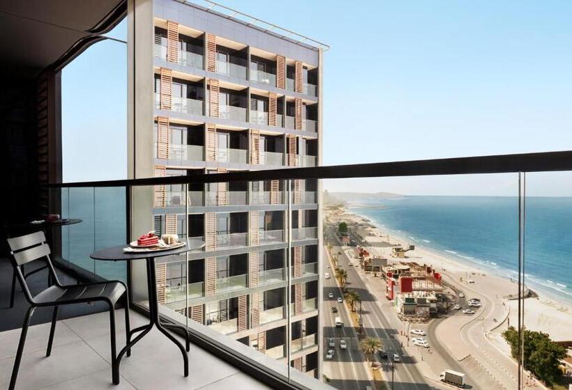 스탠다드 룸 바다 전망, Wyndham Garden Ajman Corniche