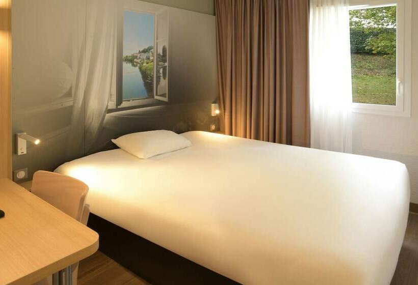 Номер Стандарт, B&b Hotel Angoulême