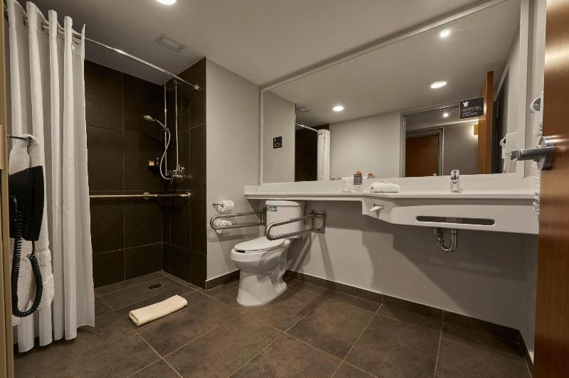 Suíte para Deficientes Físicos, Holiday Inn Express & Suites Gainesville   Lake Lanier Area, An Ihg