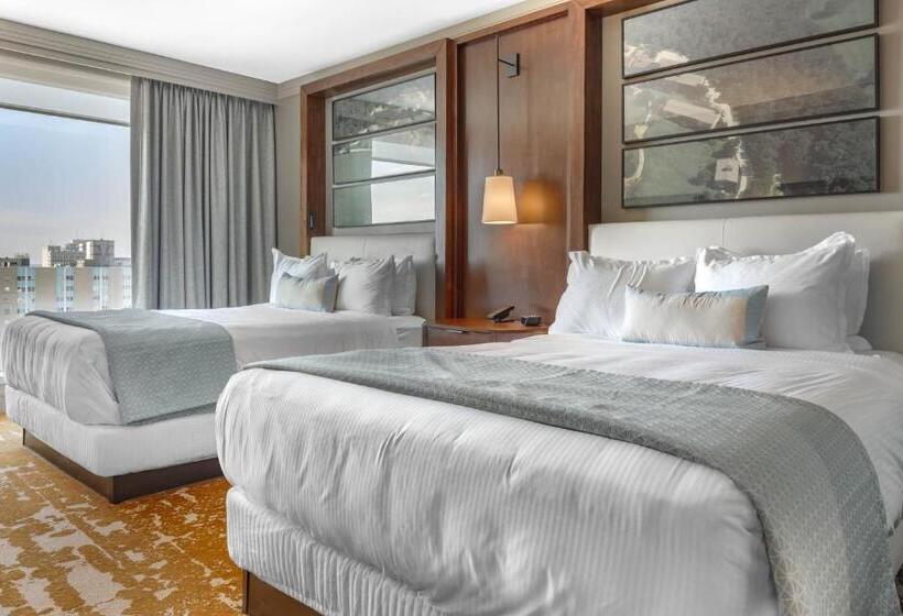 اتاق لوکس, Omni Louisville