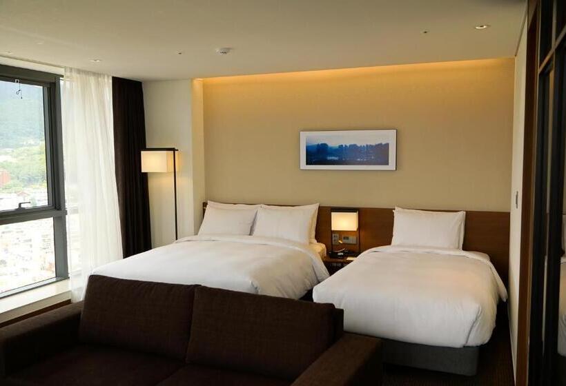 스위트 퀸침대, Ramada Encore By Wyndham Haeundae