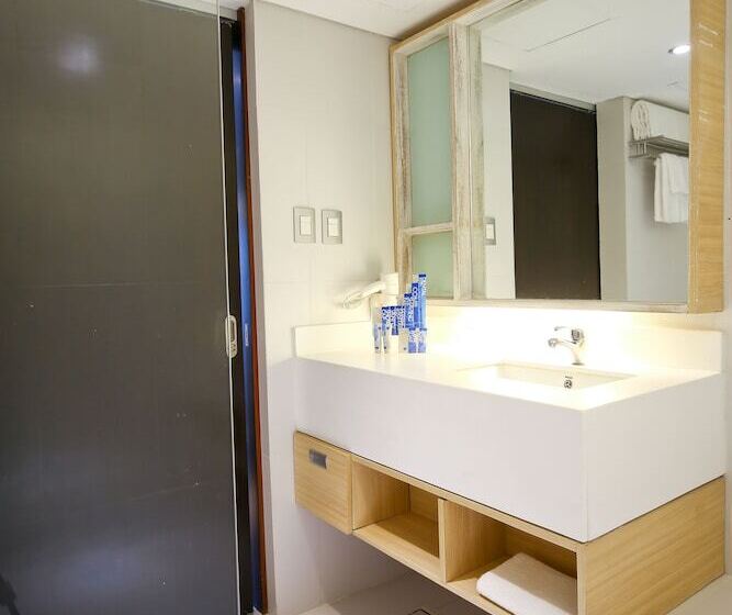 Люкс, Tryp By Wyndham Mall Of Asia Manila