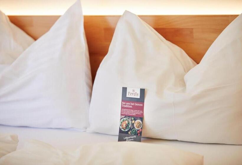 Номер Deluxe с Балконом, I Am Hotel Graz Seiersberg