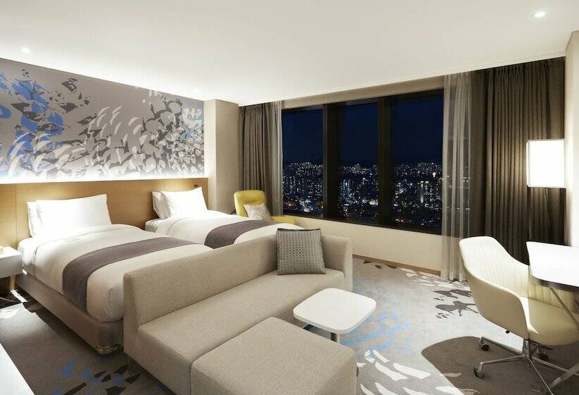 Полулюкс, Novotel Suites Ambassador Seoul Yongsan