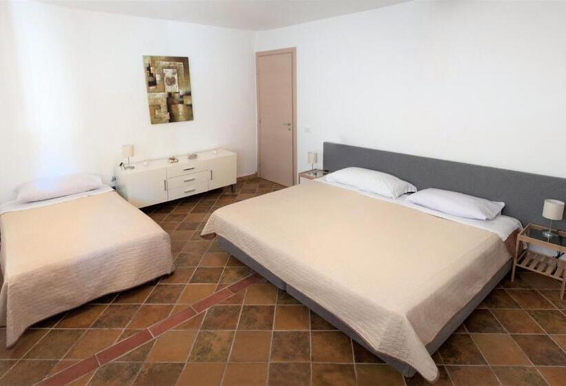 اتاق استاندارد سه نفره, Guest House Del Lido