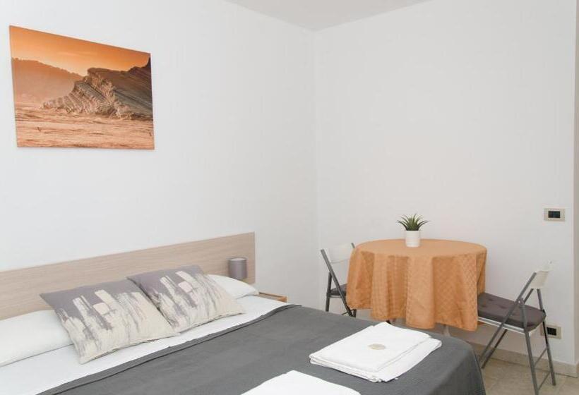 اتاق استاندارد, Guest House Del Lido