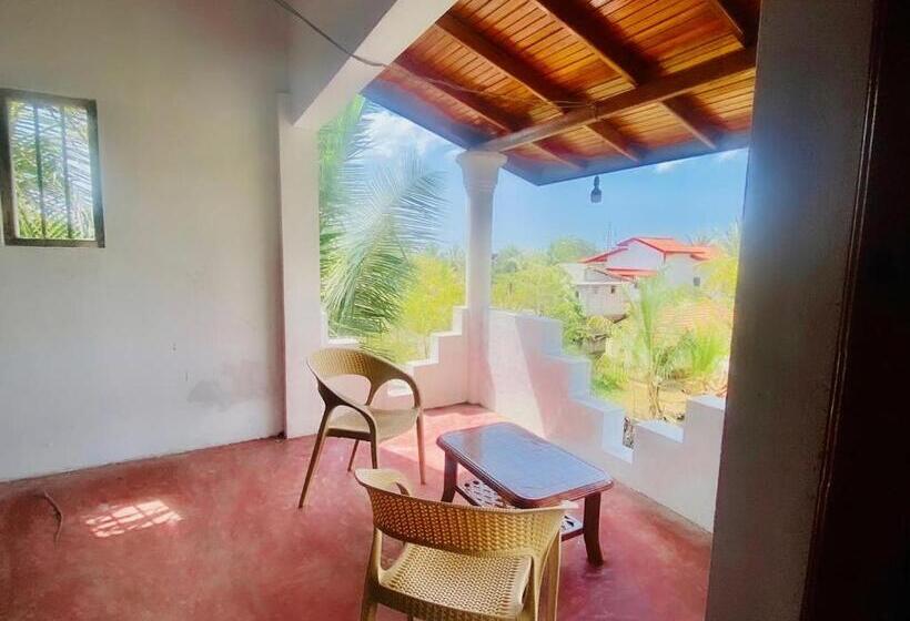 패밀리 룸, Hamba Hostel For Safari