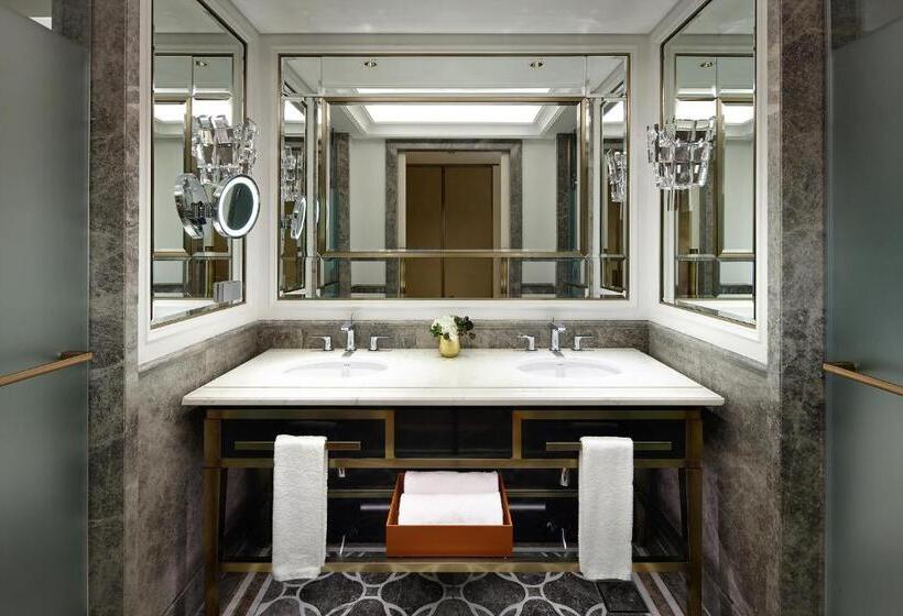Полулюкс Президентский, Lotte Hotel Seoul Executive Tower