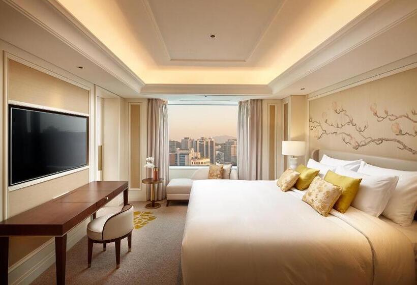 Люкс Повышенной Комфортности, Lotte Hotel Seoul Executive Tower