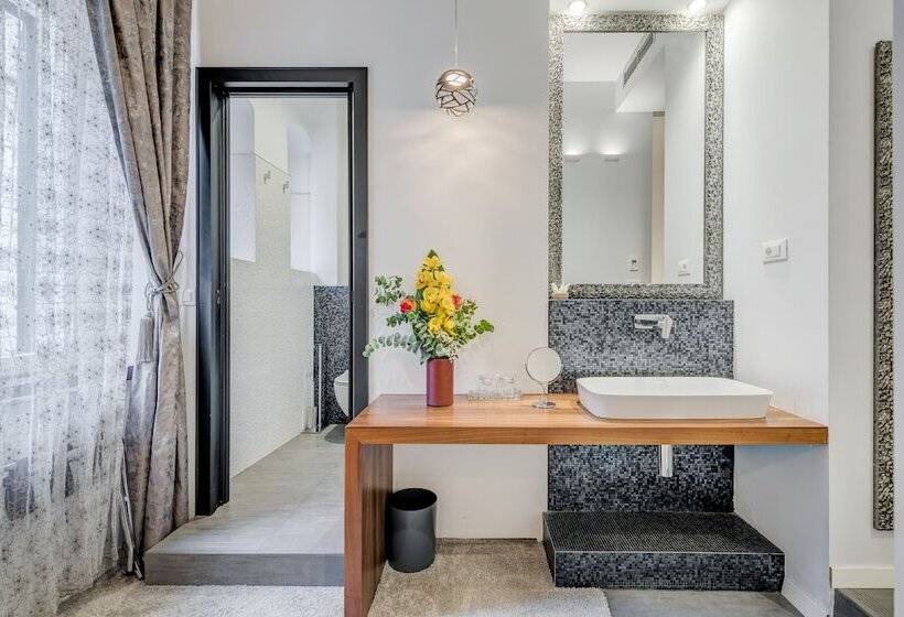 غرفة قياسية, Starlight Luxury Suites