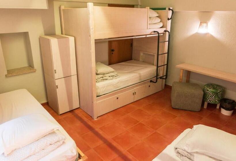 اتاق خانوادگی, Nice Way Cascais Hostel & Surf Camp