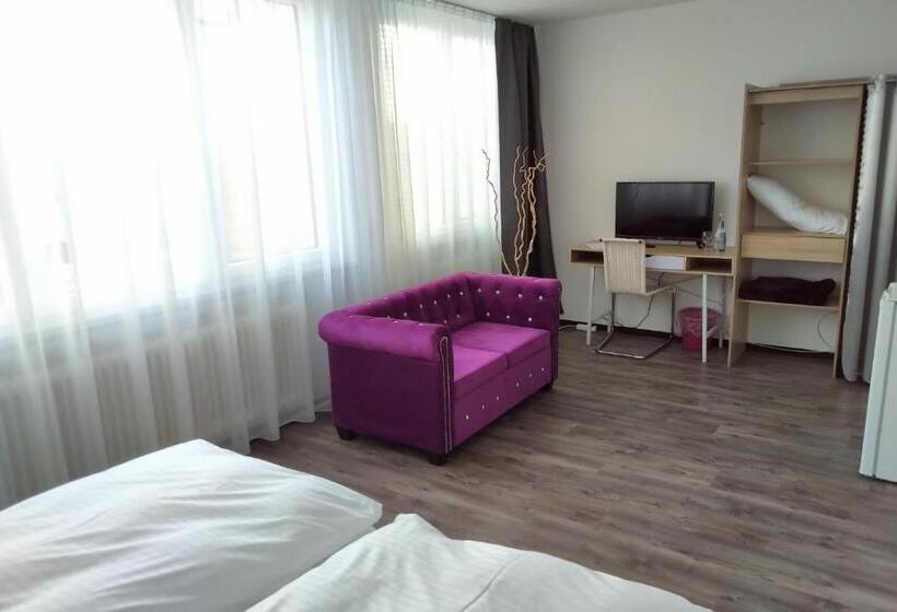 اتاق کلاس بیزنس, Atelier Guesthouse